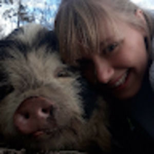 Meet your Posher, Daniella